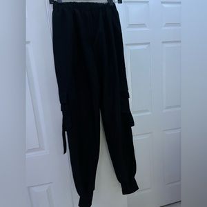 Shein Black Cargos,XS